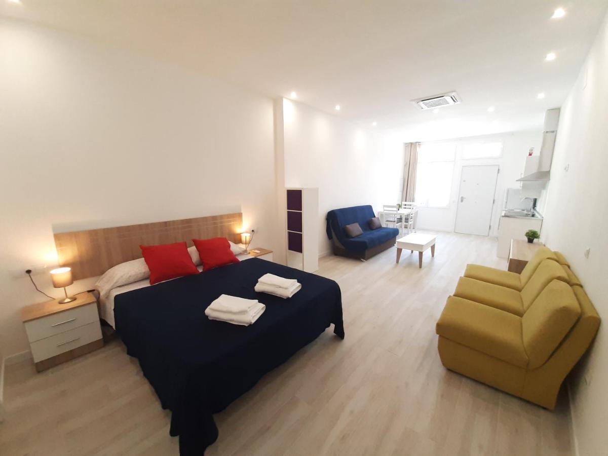 Ferienwohnung Malaga Velarde Center Exterior foto